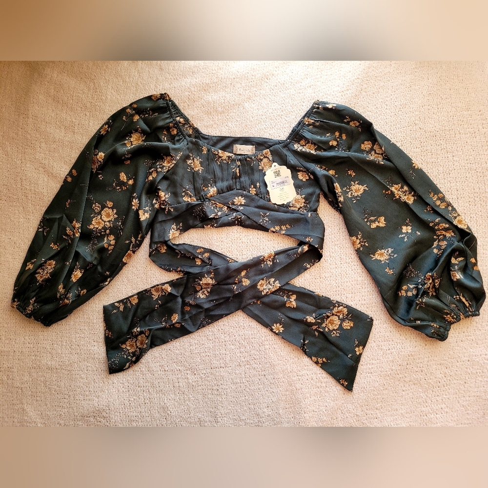 Long sleeve crop-top blouse BRAND NEW w/ TAGS